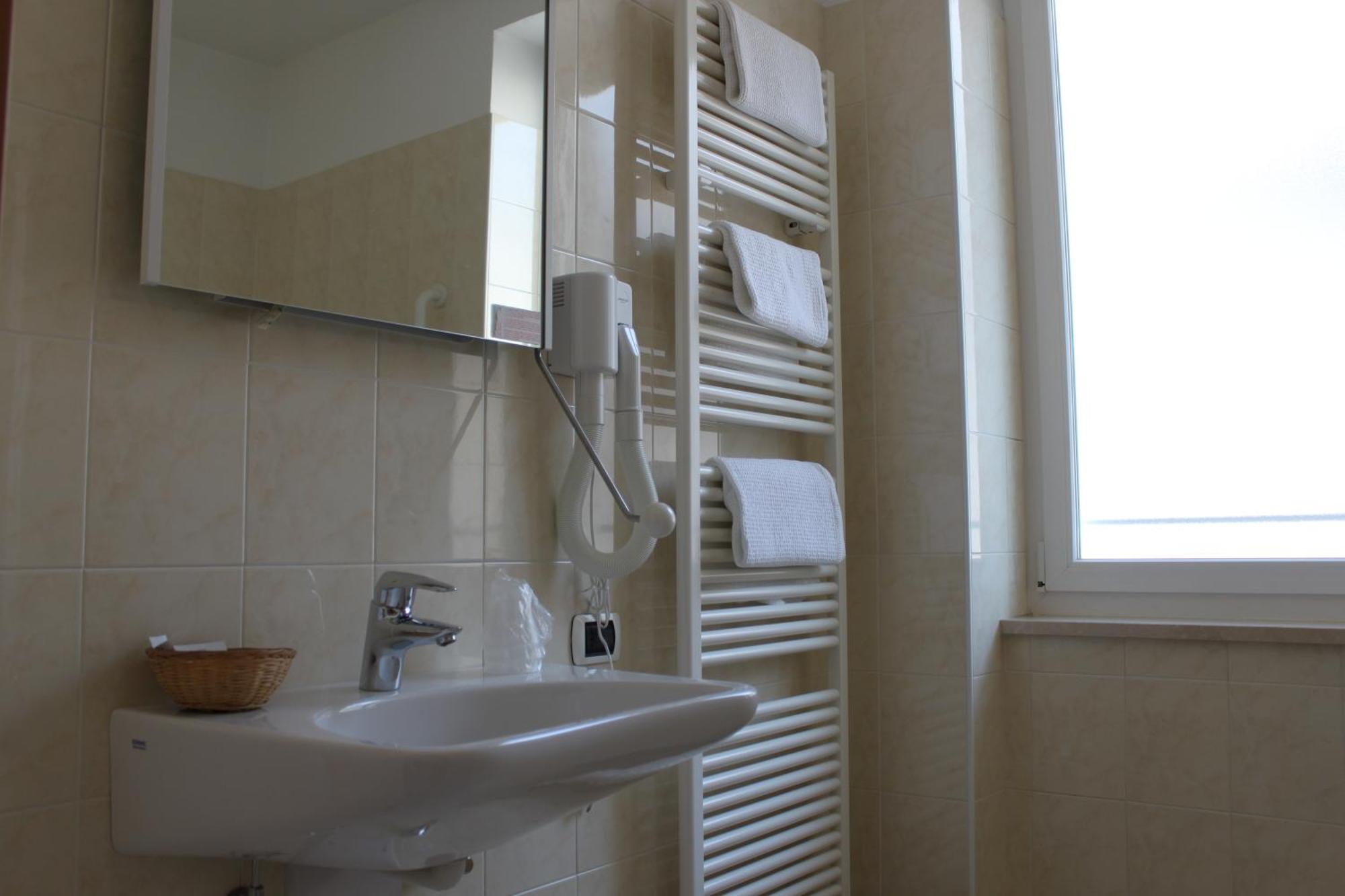 Albergo Hofer Bolzano Ngoại thất bức ảnh