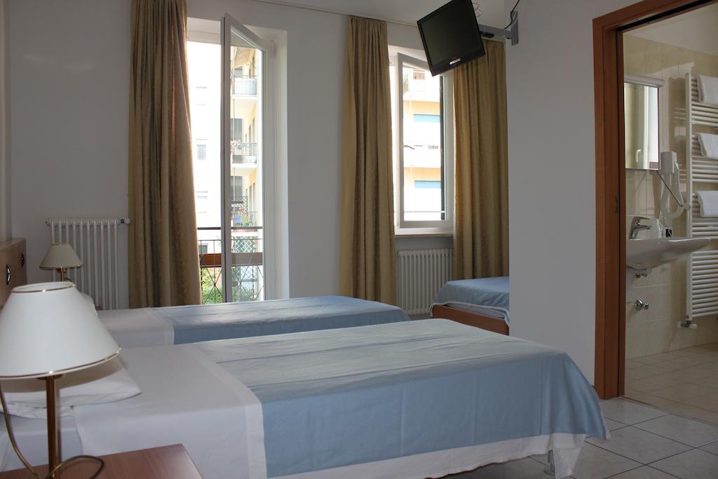 Albergo Hofer Bolzano Phòng bức ảnh